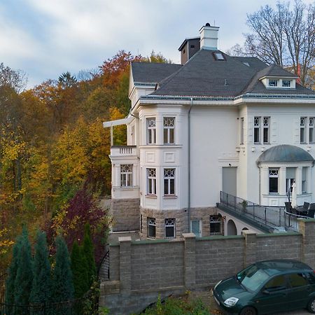 Ertlova Vila Jablonec nad Nisou Exterior photo