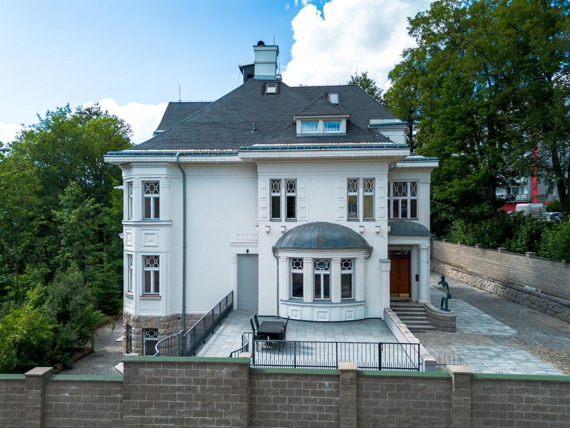 Ertlova Vila Jablonec nad Nisou Exterior photo