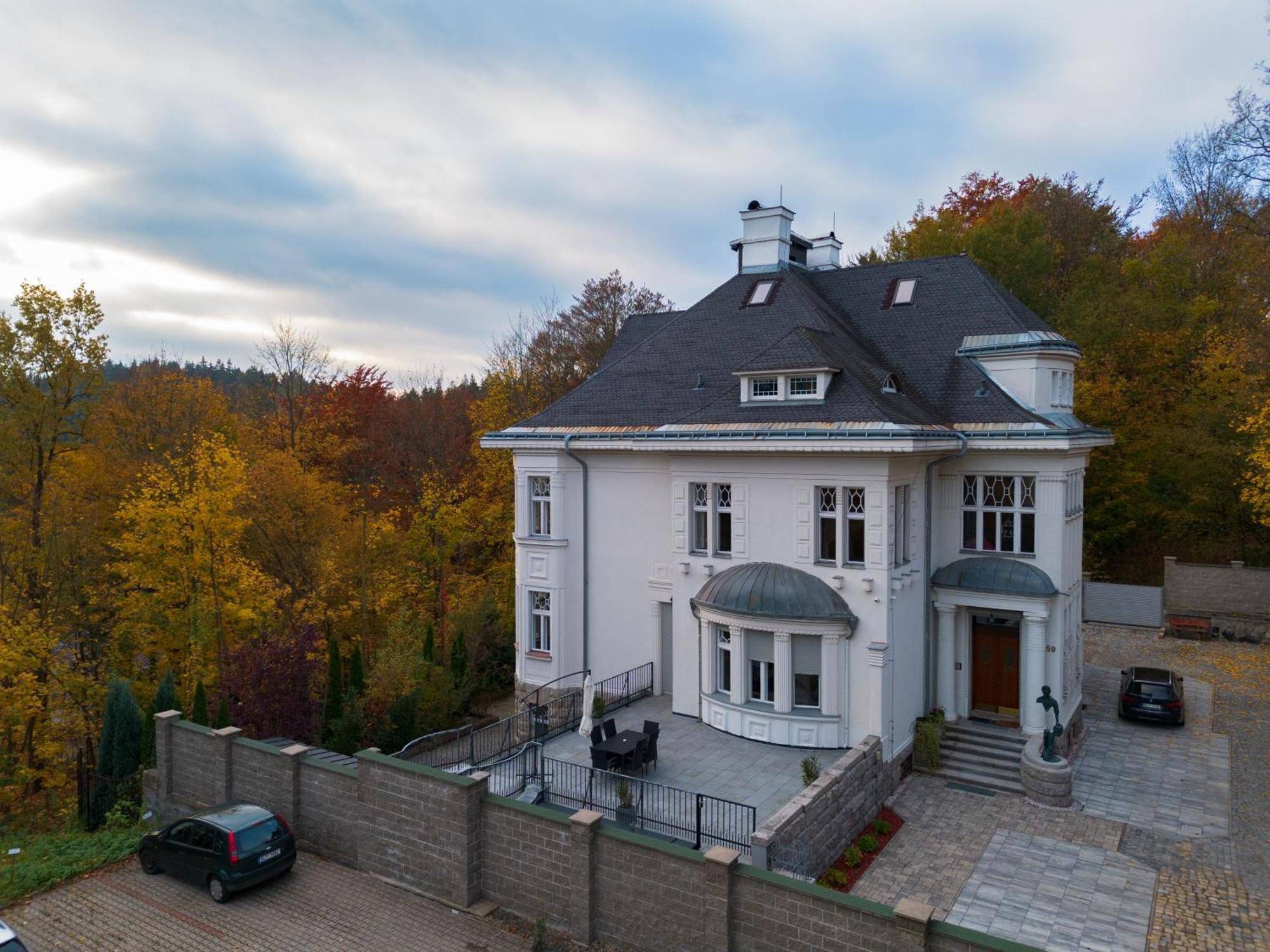 Ertlova Vila Jablonec nad Nisou Exterior photo